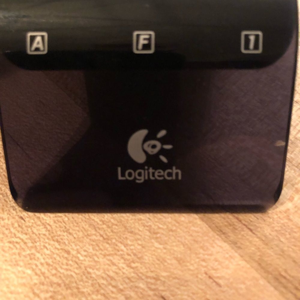 Logitech USB PS/2 Wireless Keyboard And Mouse Receiver - Picture 4 of 4